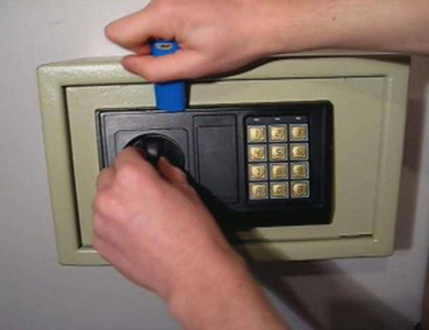 清苑24小时上门开锁公司